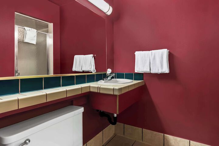 Econo Lodge Fallon Naval Air Station Area