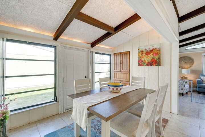 Manasota Key Vacation Rental w / Beach Access!