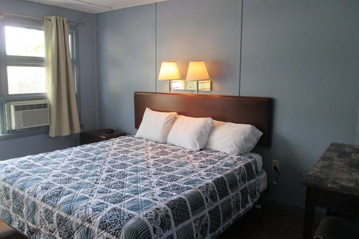 Room 13 of 91