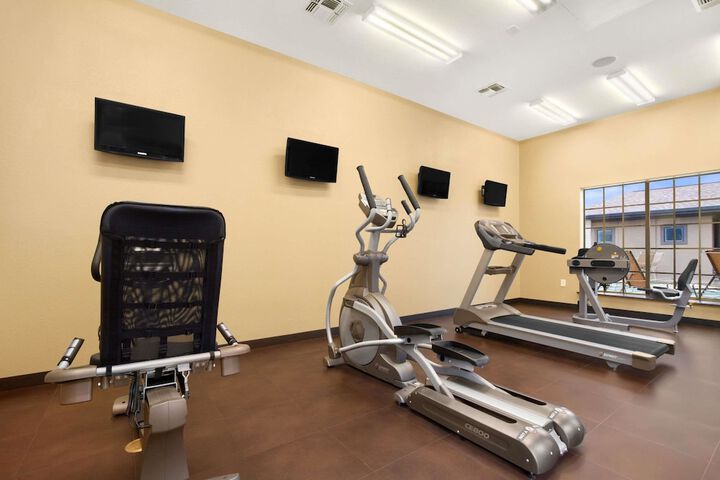 Microtel Inn & Suites by Wyndham Round Rock