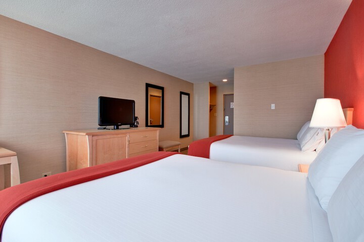 Room 15 of 65