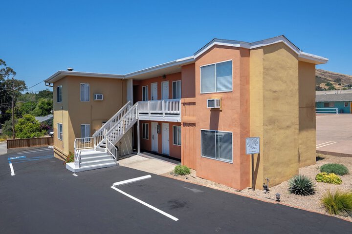 Hotel 3 of 13