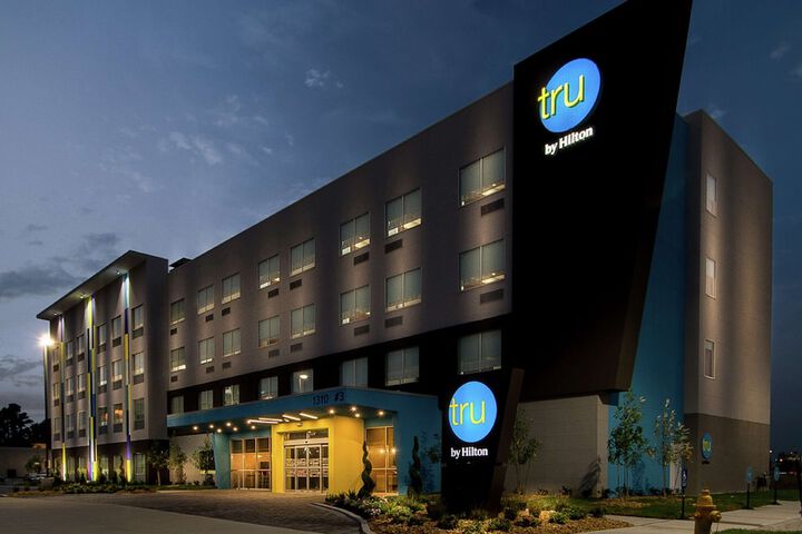 Hotel 2 of 50