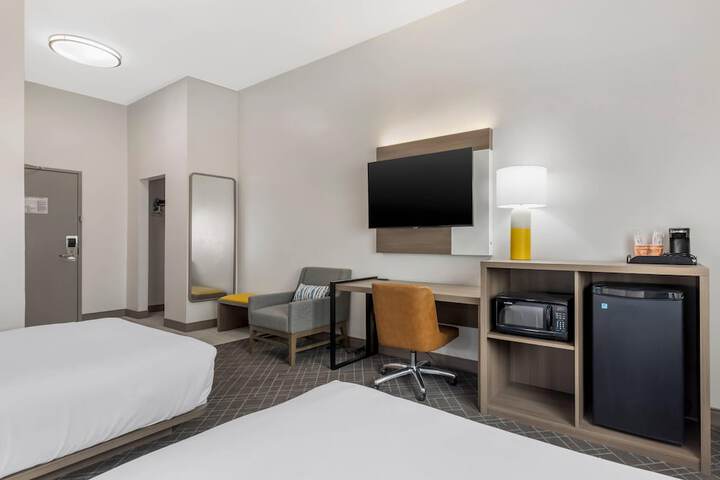 Comfort Inn Ballard-Roosevelt