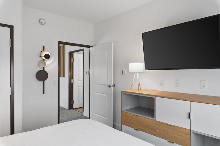 Room 25 of 55
