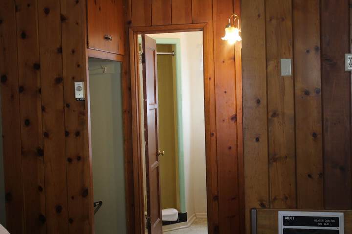 Room 19 of 43