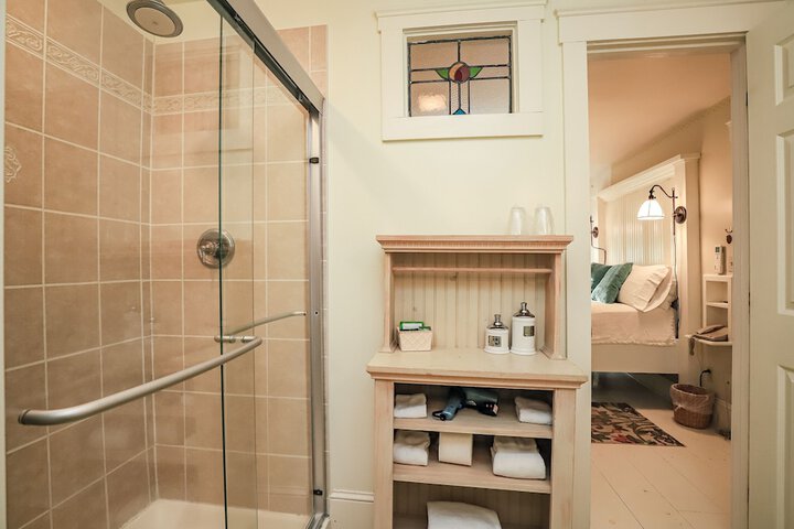 Room 20 of 44