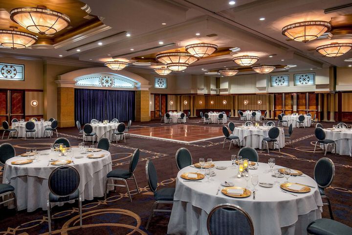 Ballroom/Hall 41 of 46