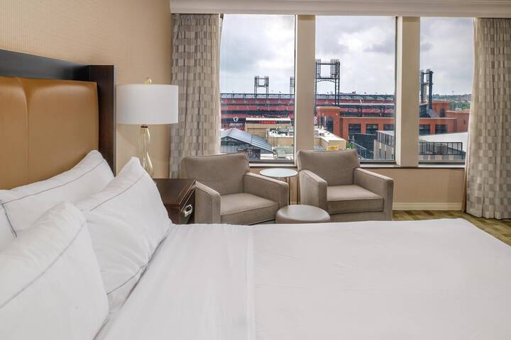 Hilton St. Louis at the Ballpark