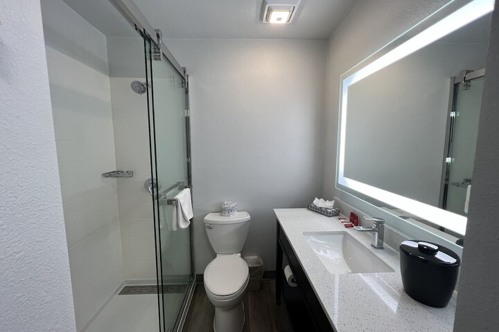 Room 14 of 20