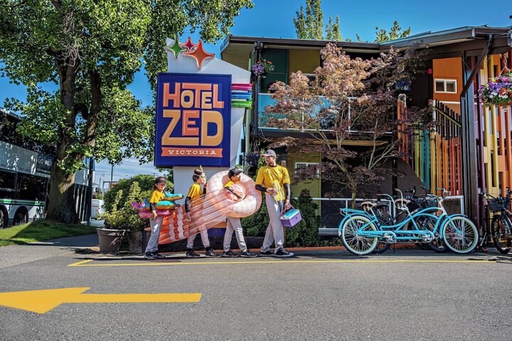 Hotel 5 of 157