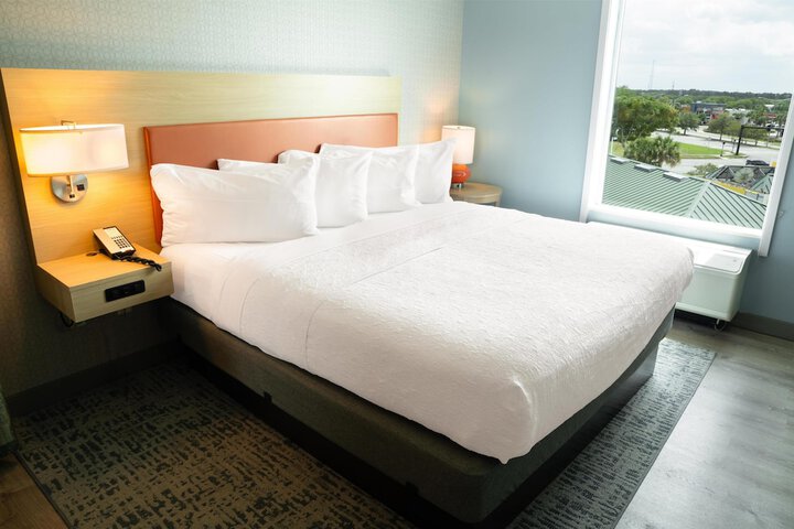 Home2 Suites by Hilton Jacksonville-South / St. Johns Town Ctr