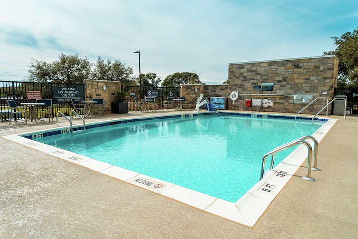 Pool 4 of 68