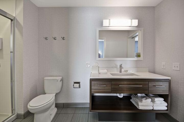 Room 14 of 32
