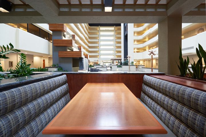 DoubleTree by Hilton Fresno Convention Center