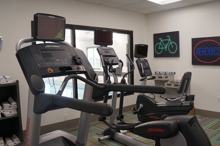 Holiday Inn Express & Suites Shippensburg by IHG