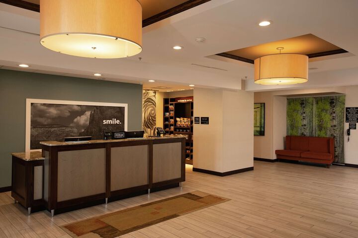 Hotel Interior 4 of 29