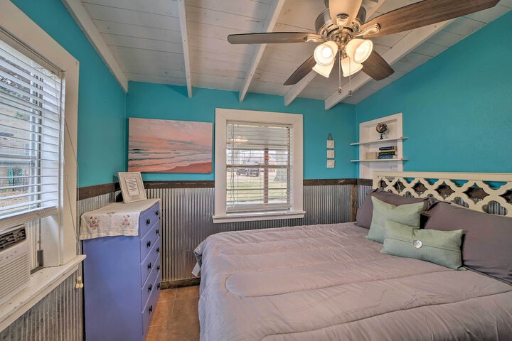Private Beach: Waterfront Disney Getaway!