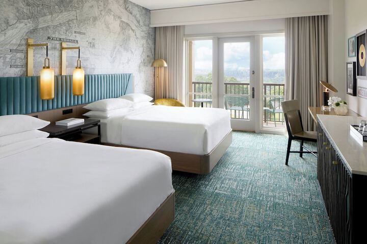 Renaissance Shoals Resort & Spa