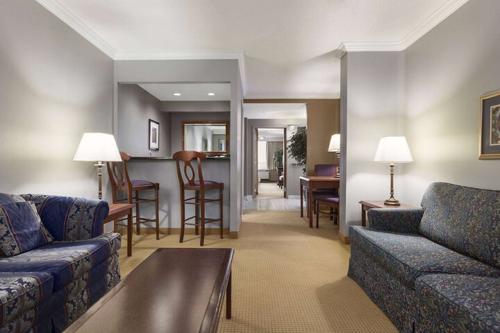 Room 7 of 23
