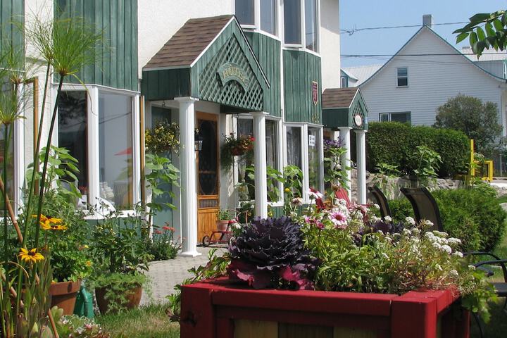 Hotel Le Pionnier