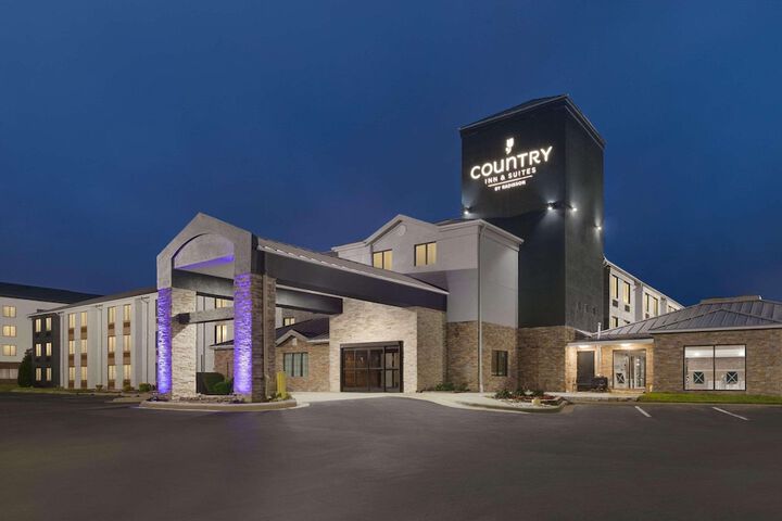 Hotel 3 of 28