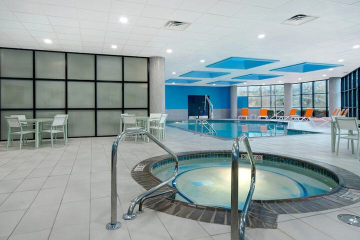 Crowne Plaza Auburn Hills by IHG