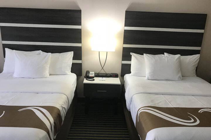 Room 26 of 40