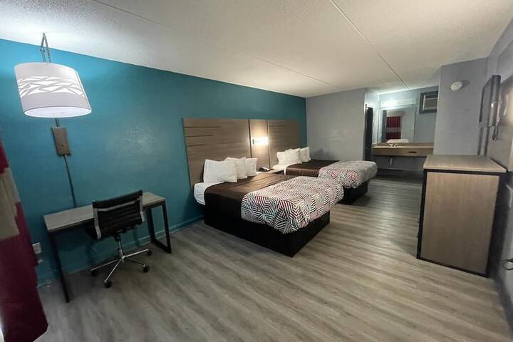 Room 4 of 22