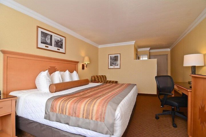 Room 125 of 149