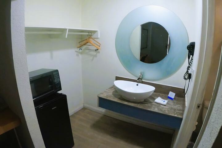 Room 11 of 26