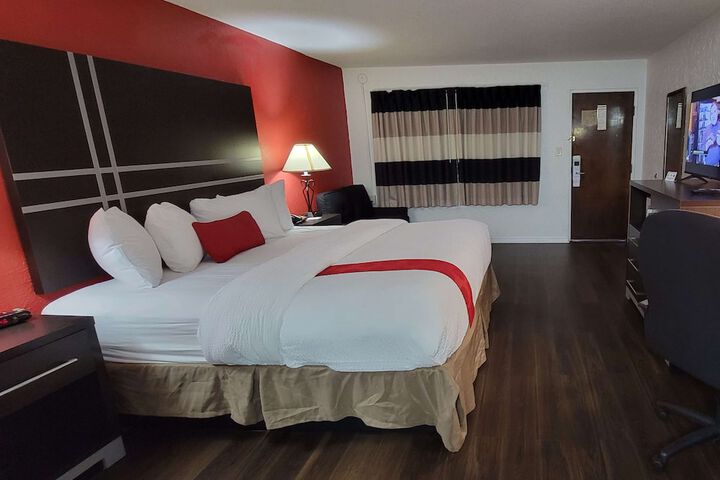 Ramada by Wyndham Mountain Home