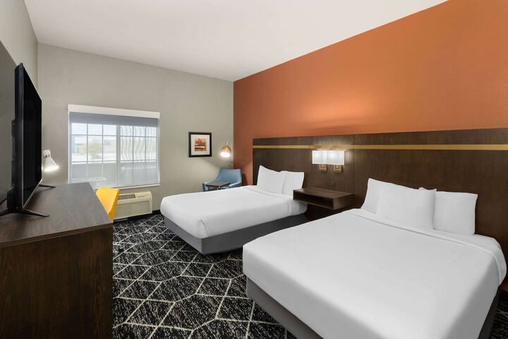 Room 30 of 42