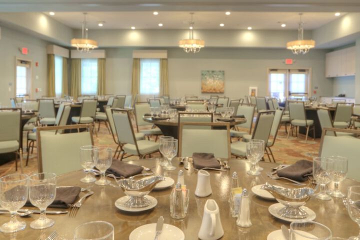 The Beachview Club