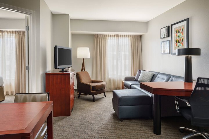 Room 21 of 28