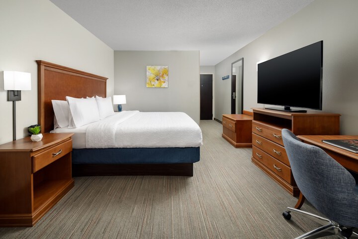 Room 17 of 29
