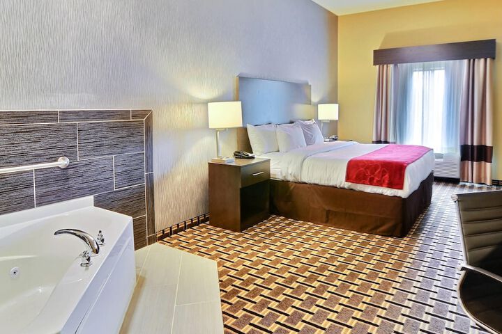 Comfort Suites Uniontown
