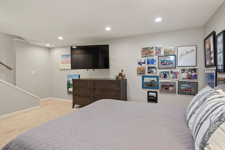 Room 14 of 24