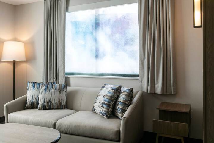 Room 29 of 40
