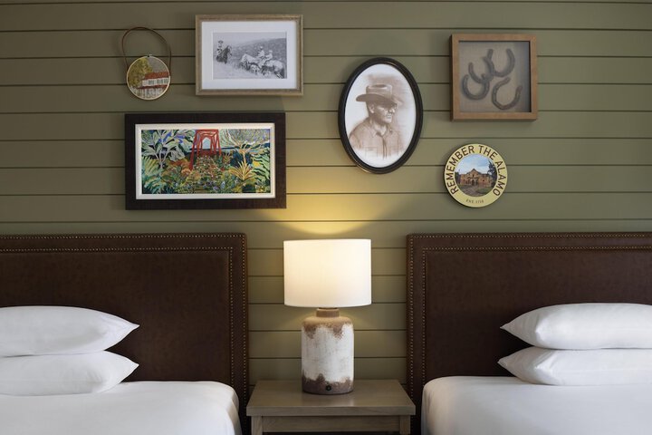 Hyatt Regency Hill Country Resort and Villas