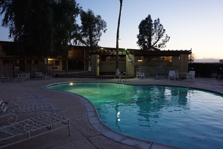 Pool 6 of 26