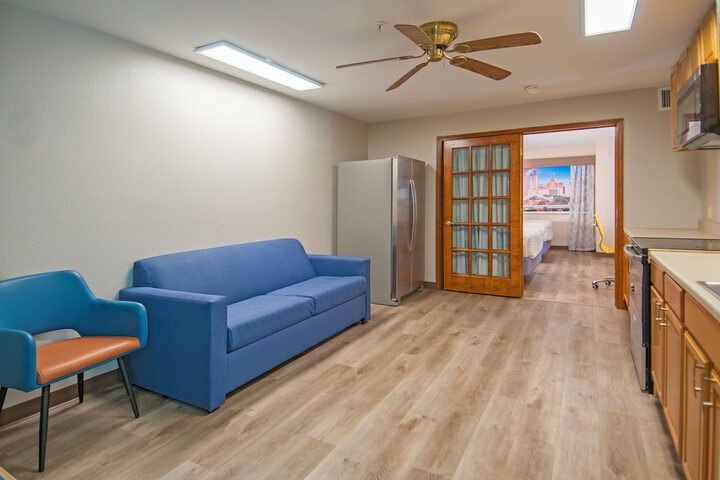 Room 18 of 48
