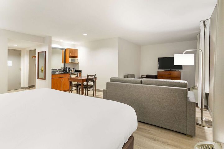 Comfort Inn Near Six Flags St. Louis