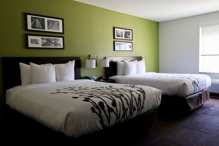 Room 21 of 31