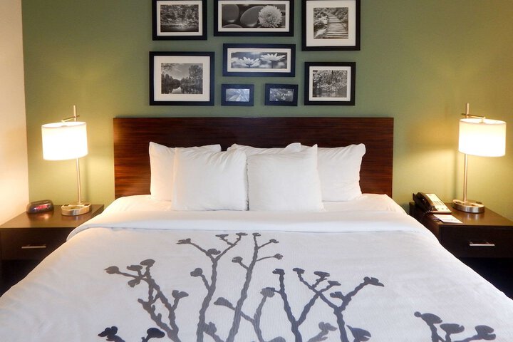 Sleep Inn & Suites Evergreen I-65