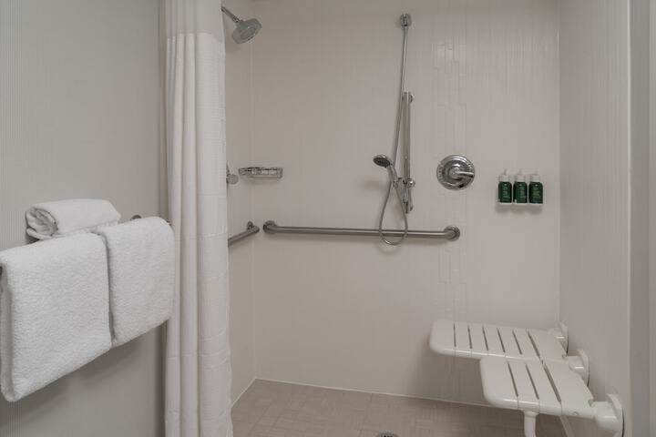 Room 14 of 23