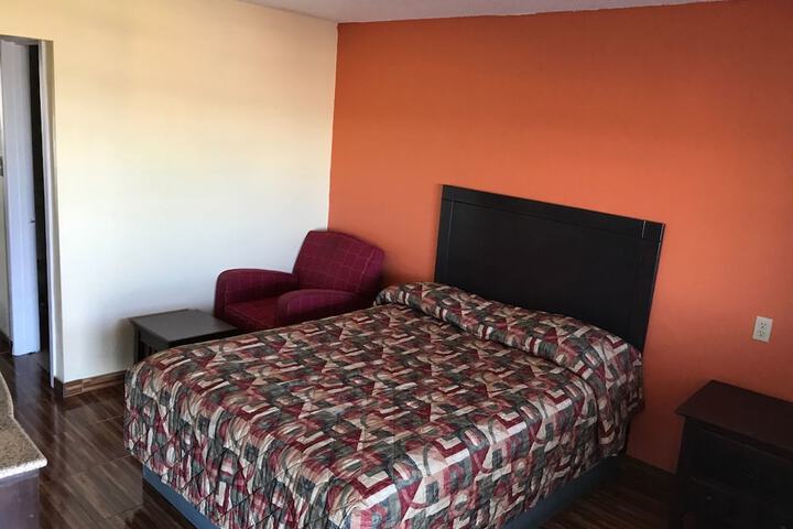 Room 7 of 26