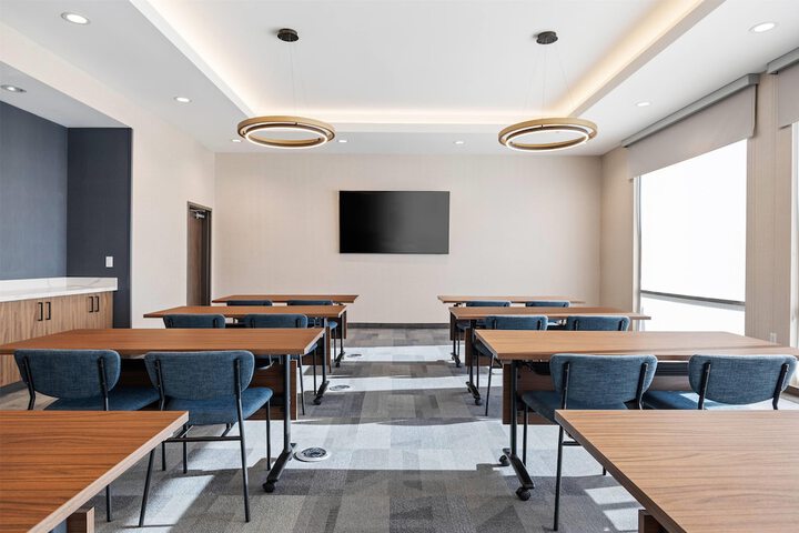 La Quinta Inn & Suites by Wyndham La Habra