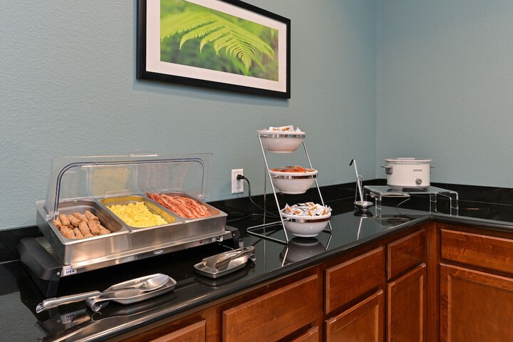 Sleep Inn & Suites Meridian - Bonita Lakes