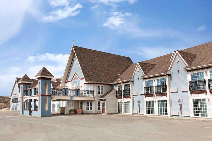 Hotel 5 of 41